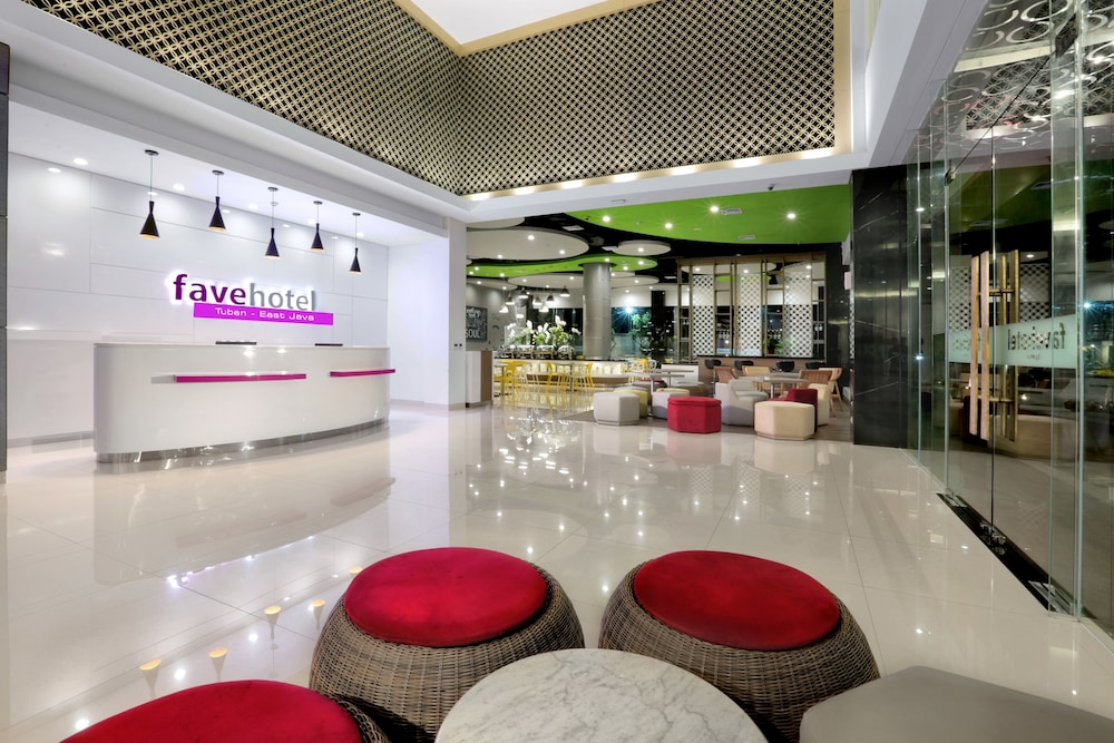 Lobby at favehotel Tuban, TUBAN