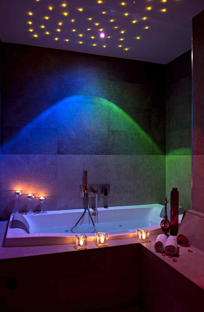 Art Hotel Museo 45/72