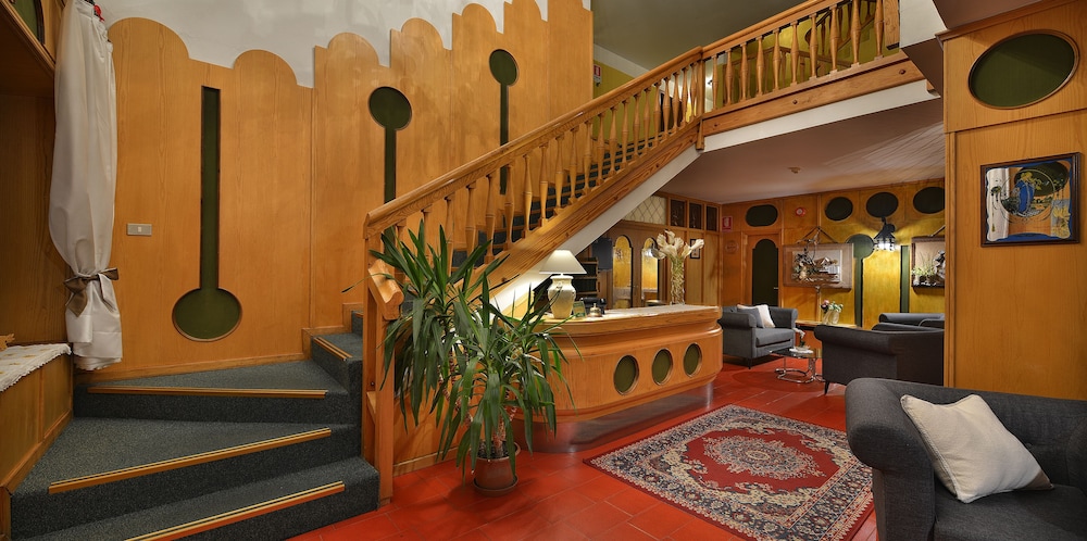 Hotel Loredana 7/65
