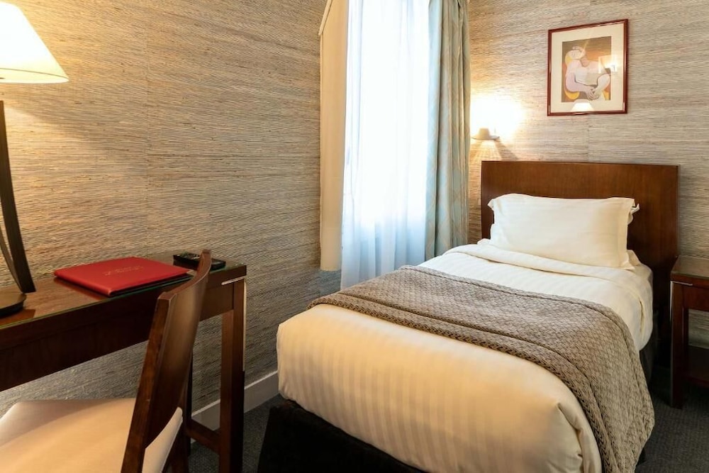 Hotel Delavigne 19/64