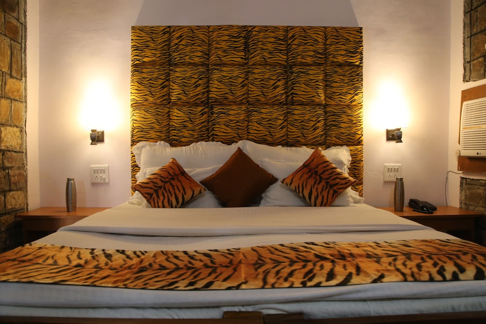 Mogli Jungle Resorts 9/47
