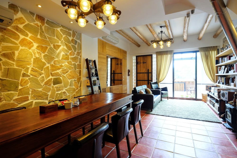 Shire Homestay 26/34