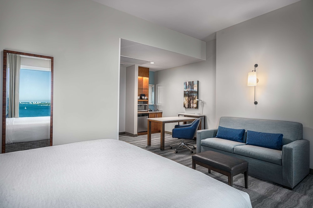 Embassy Suites By Hilton Sarasota Fl 44/65