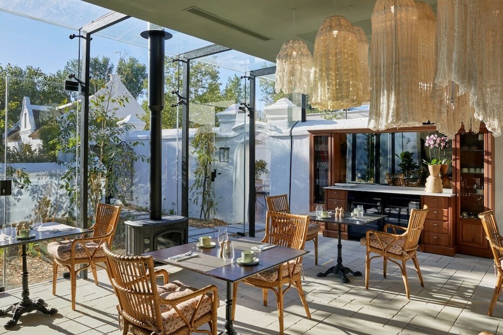 Blaauwklippen Manor House & Jonkershuis by Newmark 36/50