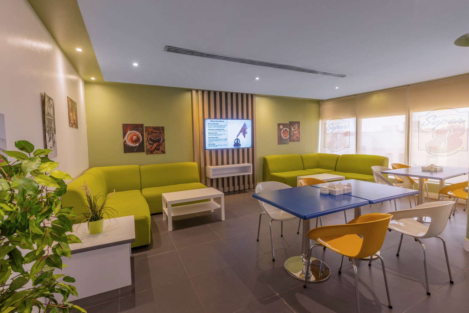 Super 8 Al Riyadh By Wyndham 16/33