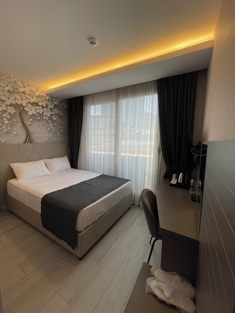 Mithras Hotel Izmir Alsancak 9/16