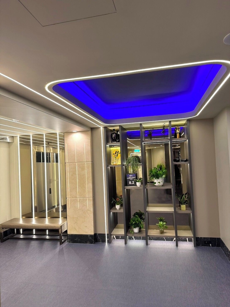 Forward Suites I 48/65