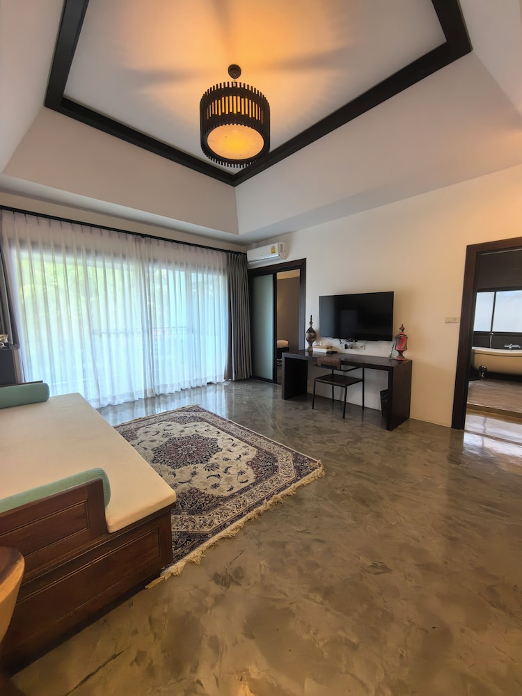 Sannot Riverside Boutique Hotel 52/71