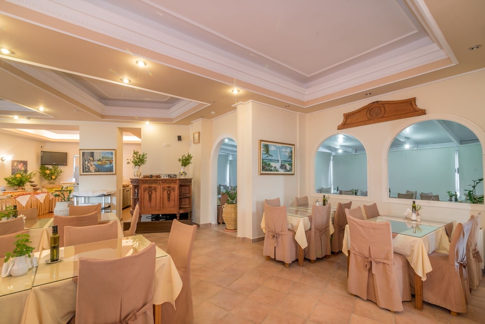 Matilda Hotel by Anayia All Inclusive Resorts 31/50