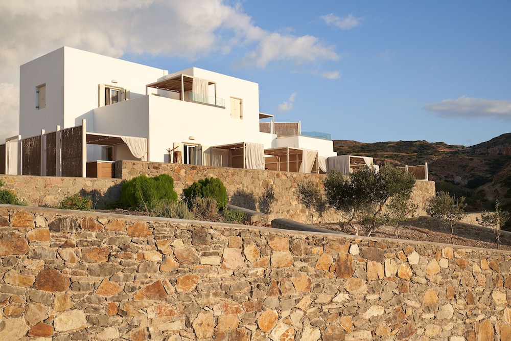 Volcano Luxury Suites Milos 41/50