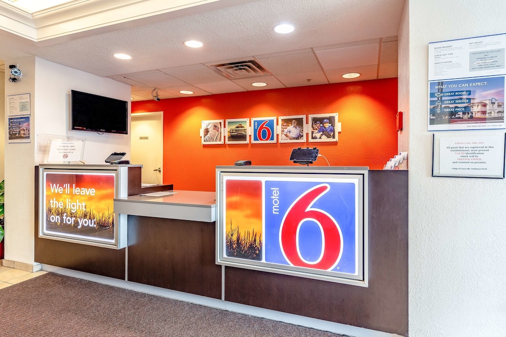 Motel6 Caseyville, IL 15/64