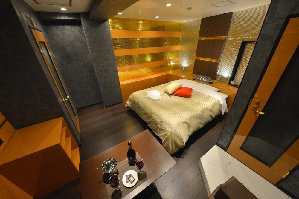 Terrace M Yokota Base - Adult Only 19/40