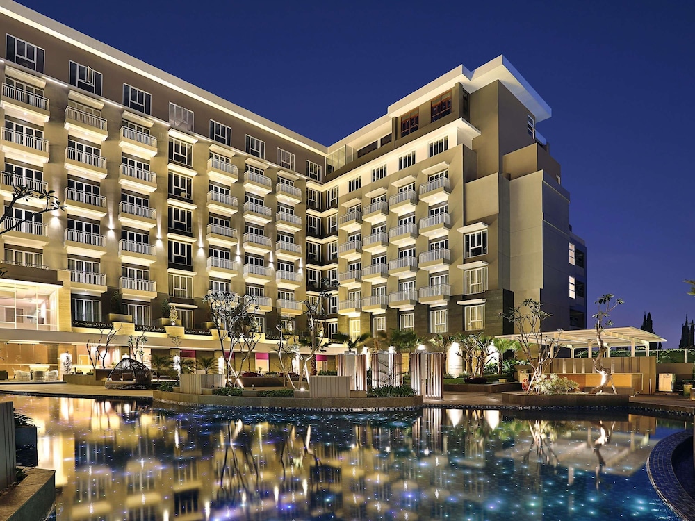 Grand Mercure Bandung Setiabudi 4/71
