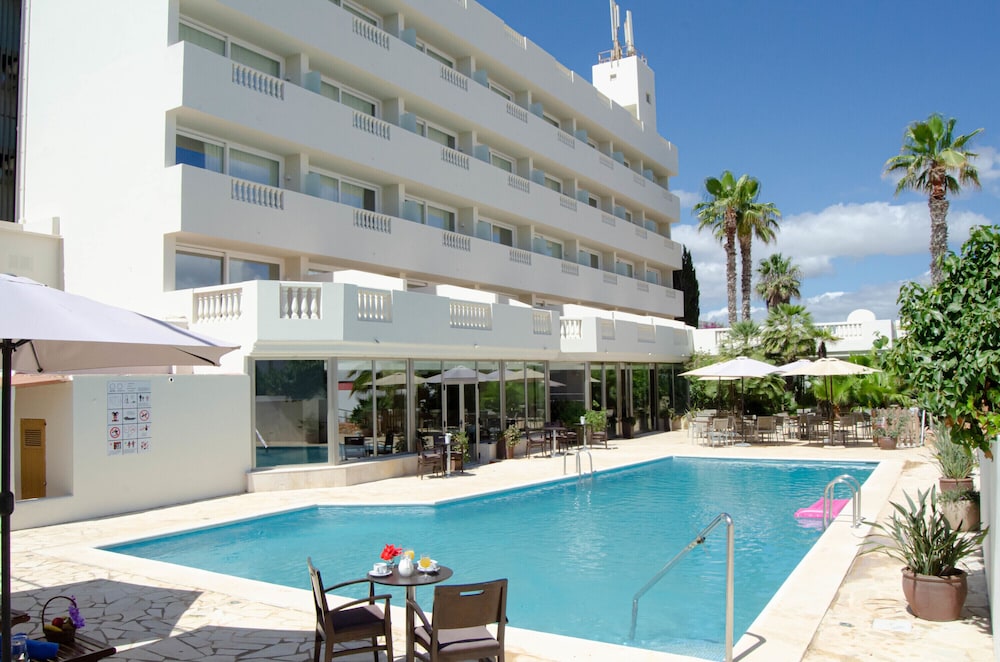 Paraiso Beach by Llum - Adults Only 2/21