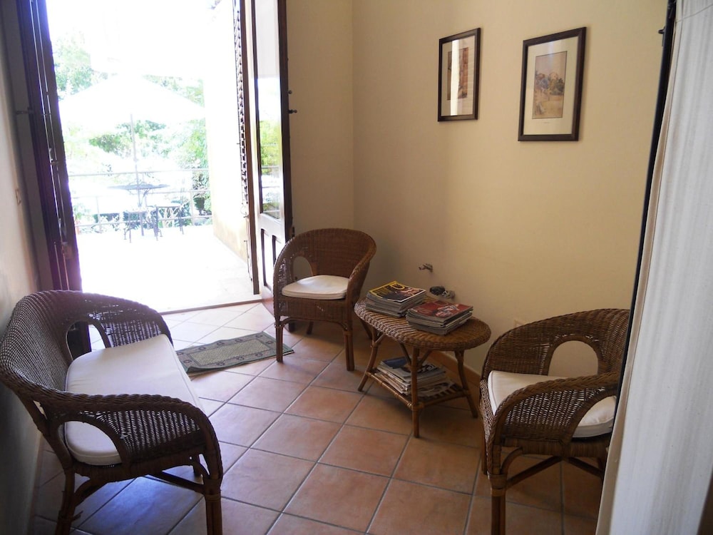 B&B Macrina 16/20