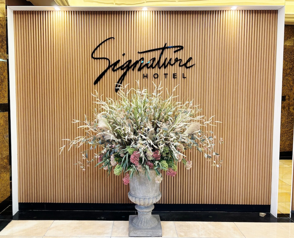 Hotel Signature 9/62