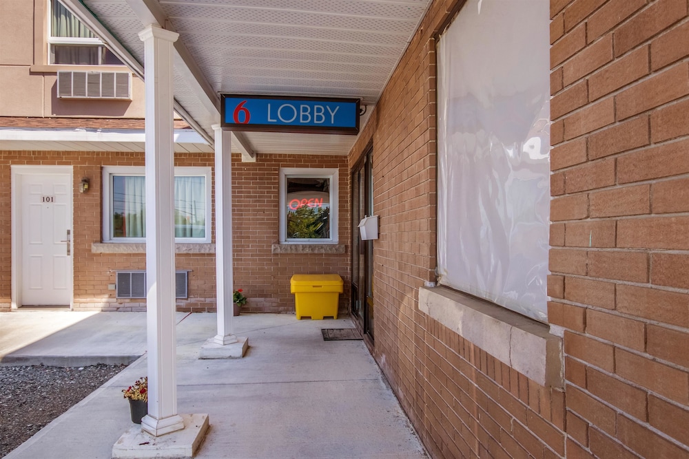 Motel6 Sudbury, ON 40/46