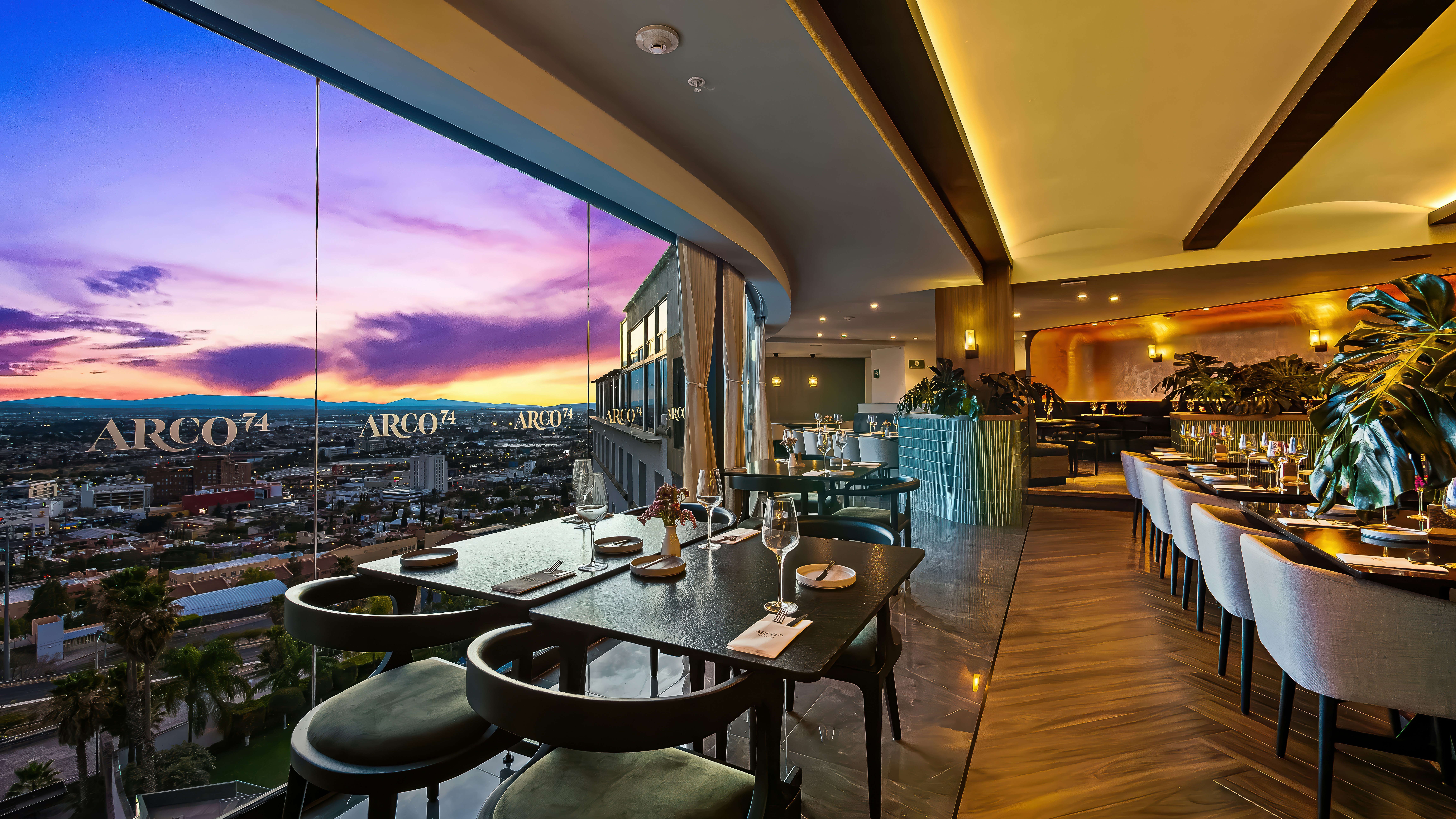 Hilton Queretaro 38/50