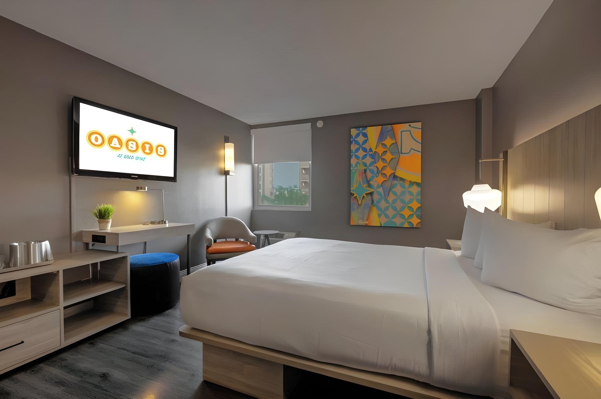 ROOM, SINGLE, QUEEN BED, ACCESSIBLE