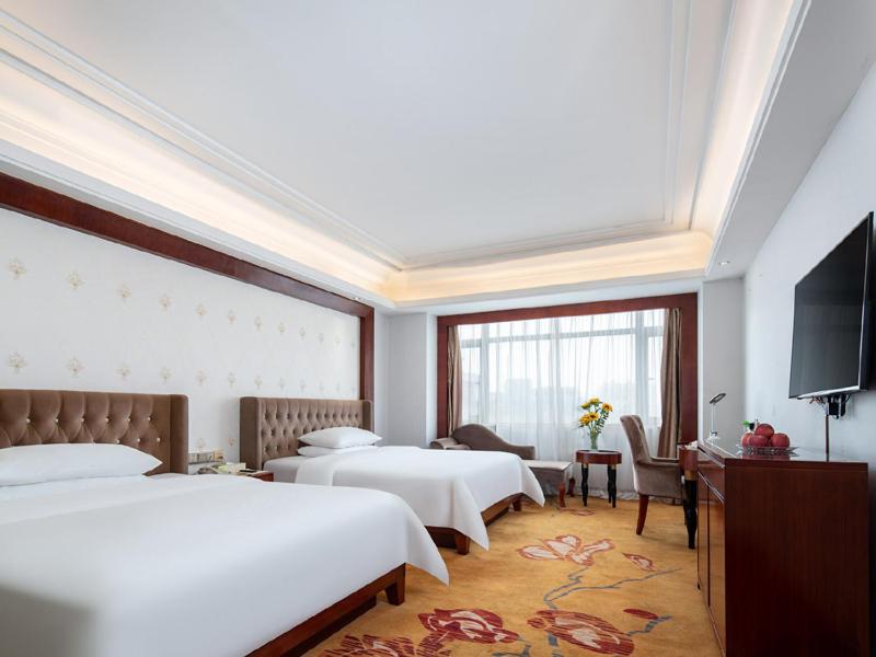 Vienna International Hotel (Dongguan Humen Wanda Plaza) 5/21