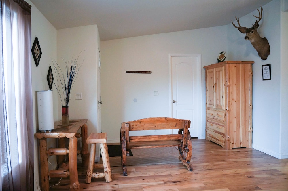 Country Club Chalet 33/43