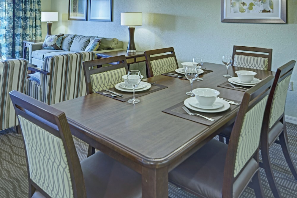 Star Island Resort & Club 48/50