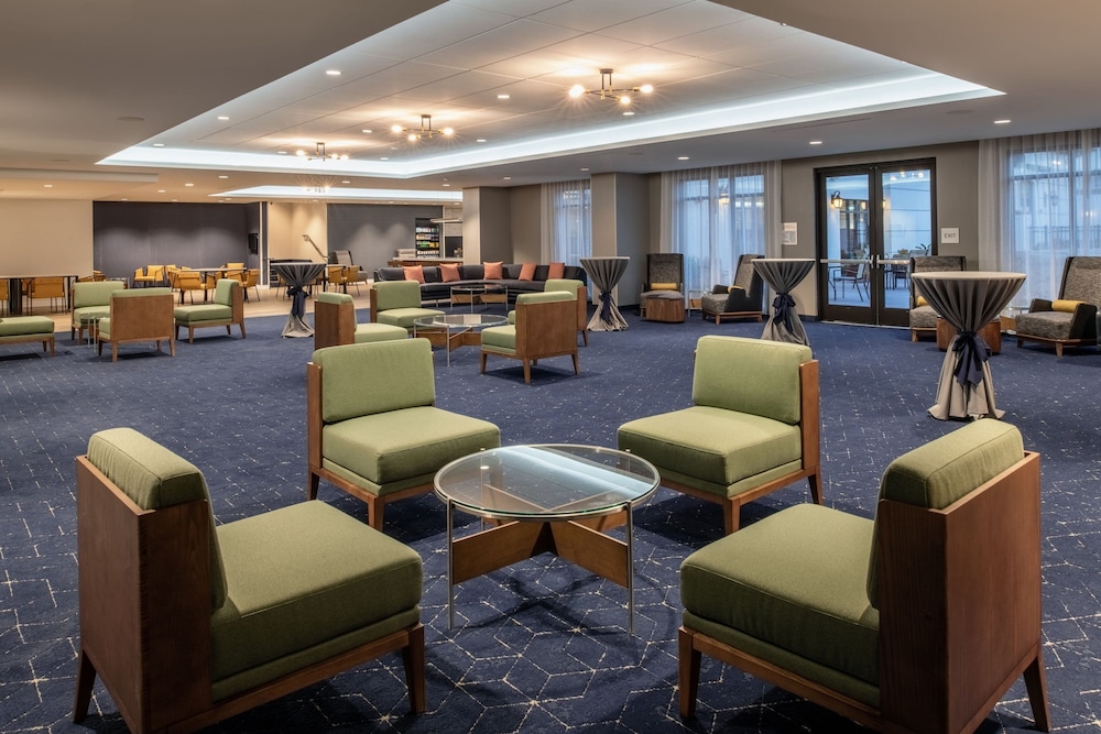 Courtyard by Marriott Santa Cruz 26/36