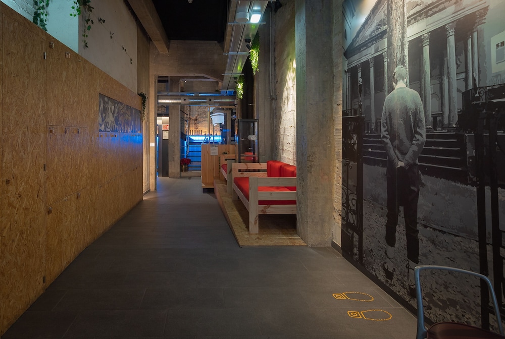 Ekoos Hostel Bilbao 43/50