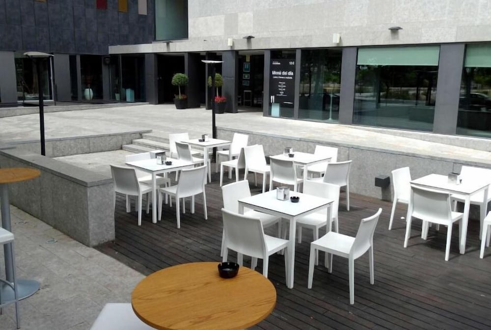 Blu Hotel Puerta De Almansa 33/50