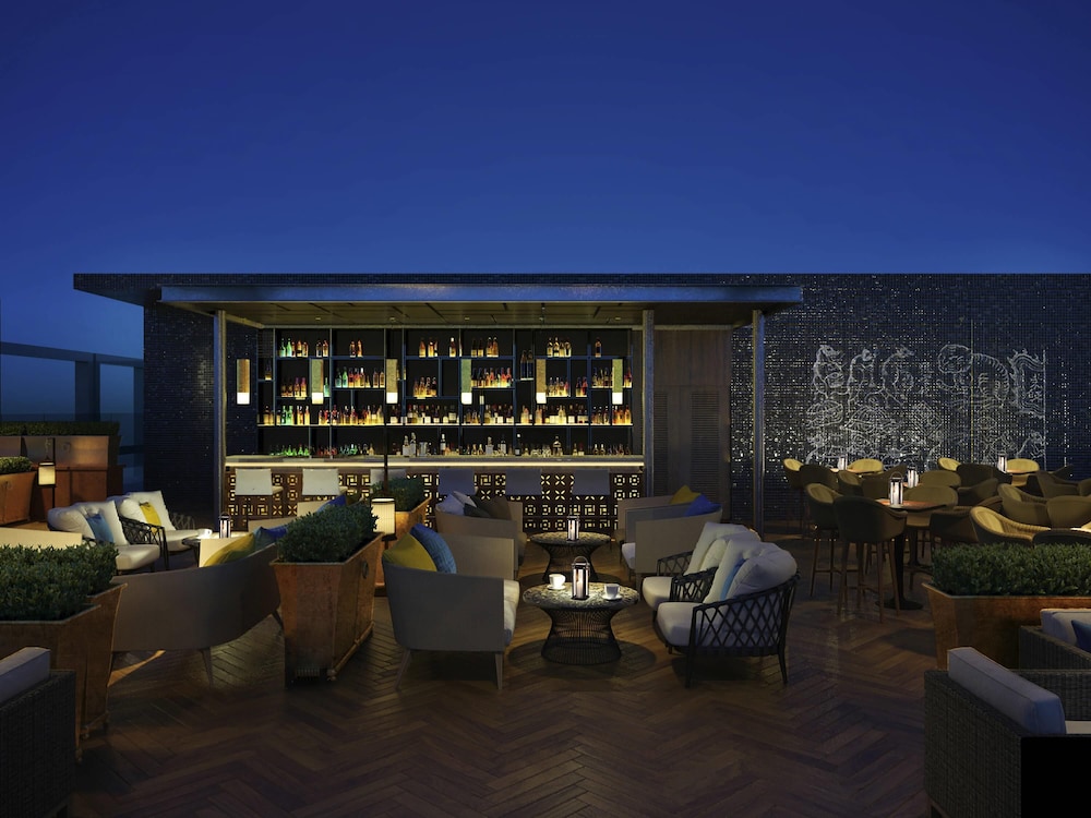 Grand Mercure Hanoi 52/55