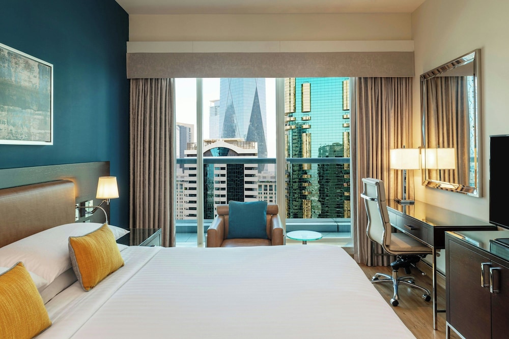 Room at Four Points by Sheraton Sheikh Zayed Road, DUBAI