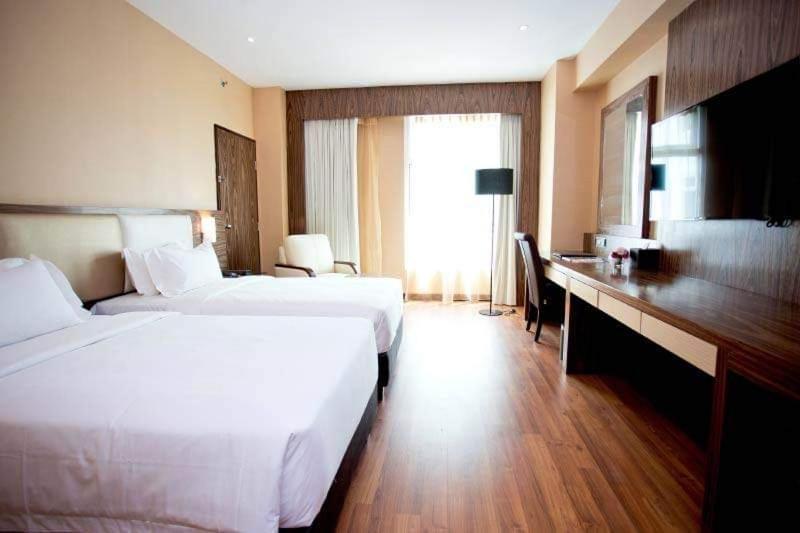 Superior, Twin Beds