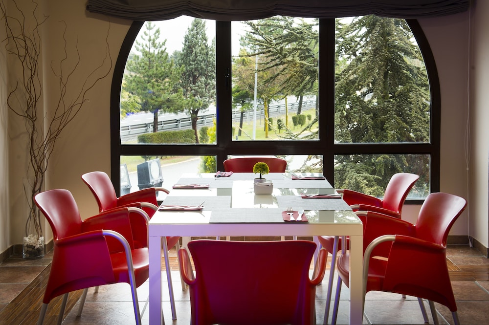 Hotel Segovia Sierra de Guadarrama 34/50