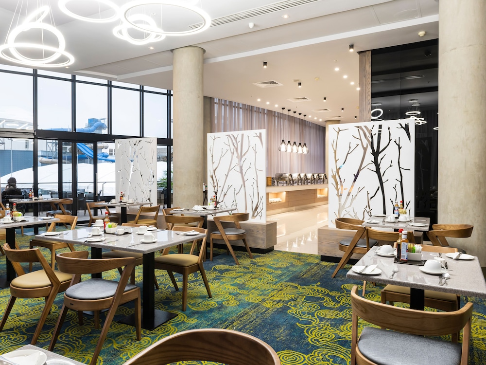 aha Gateway Hotel 24/34