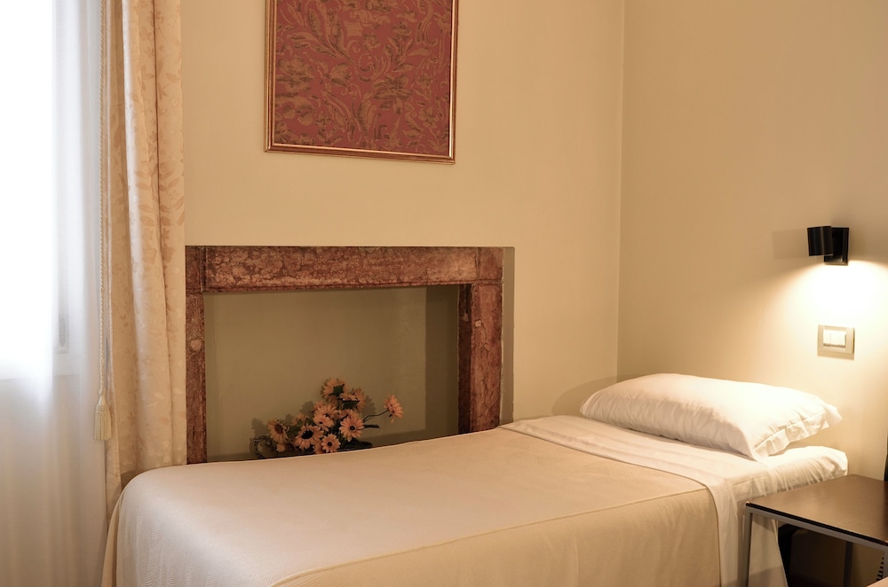 Hotel Tiepolo 33/64