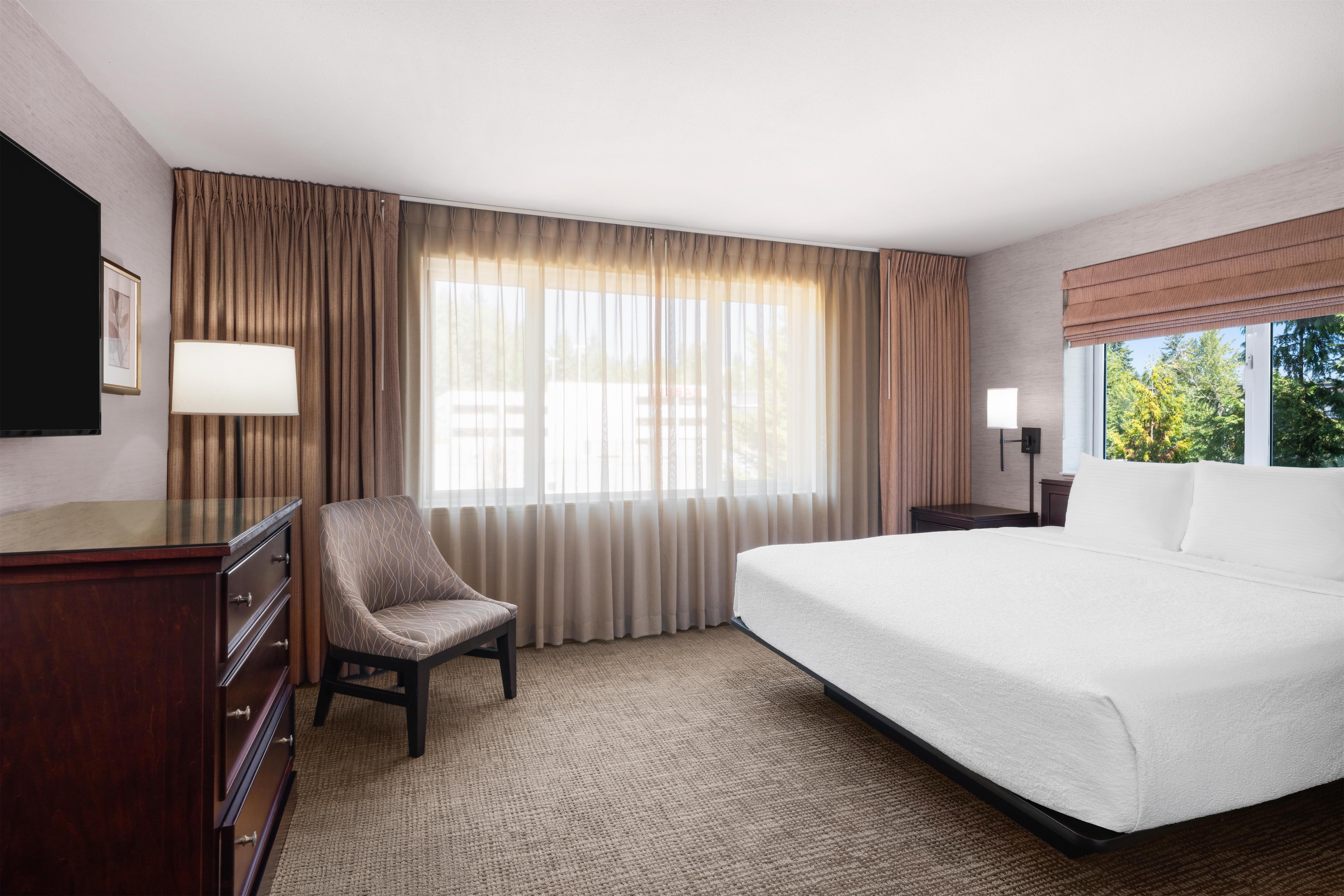 Suite, King Bed, 2 Bathrooms, Sofa, Living Area