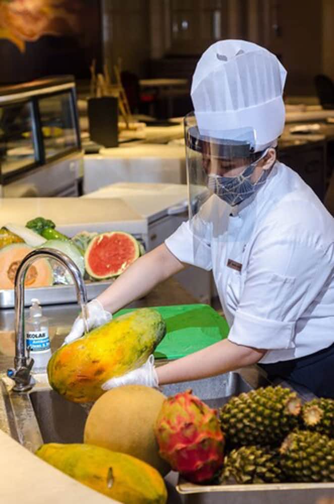 Hotel Ciputra World Surabaya managed by Swiss-Belhotel International 64/76