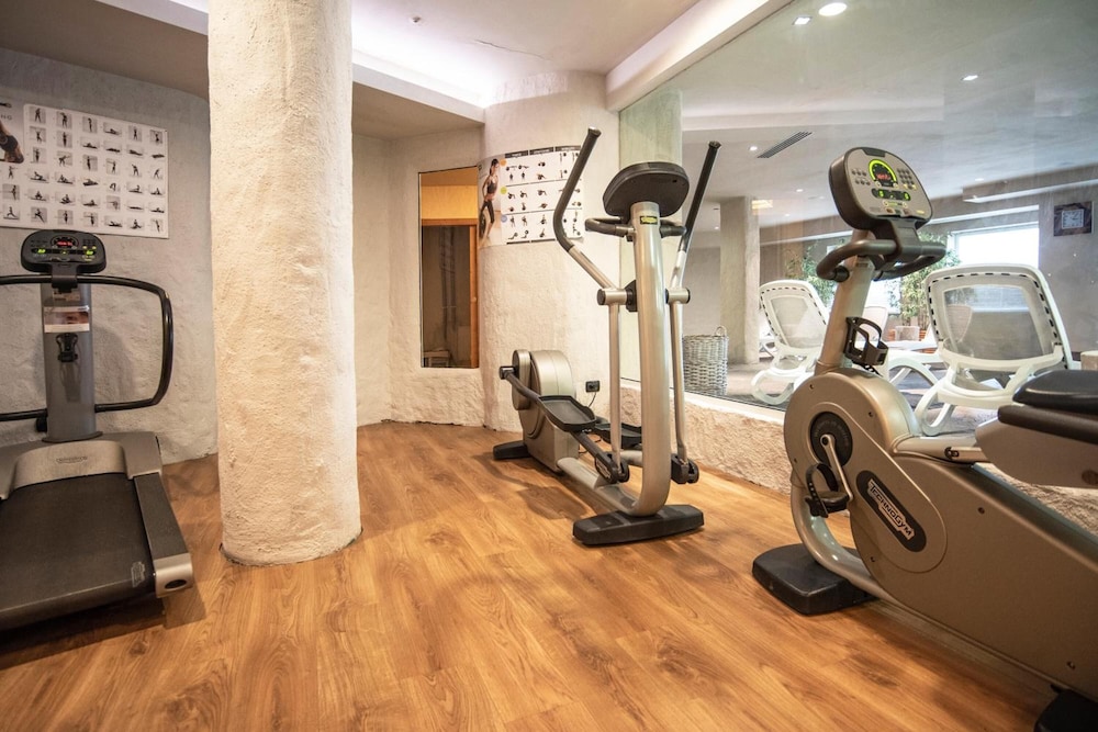 ADLER FAMILY & WELLNESS CLUBRESIDENCE 21/49