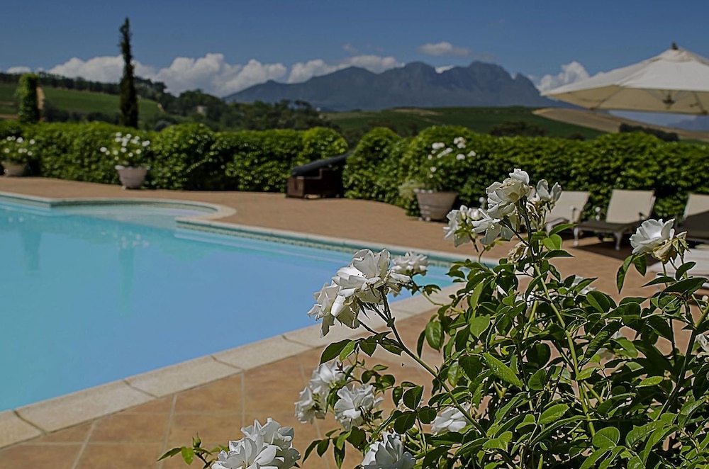 Clos Malverne Wine Estate Accommodation 40/46