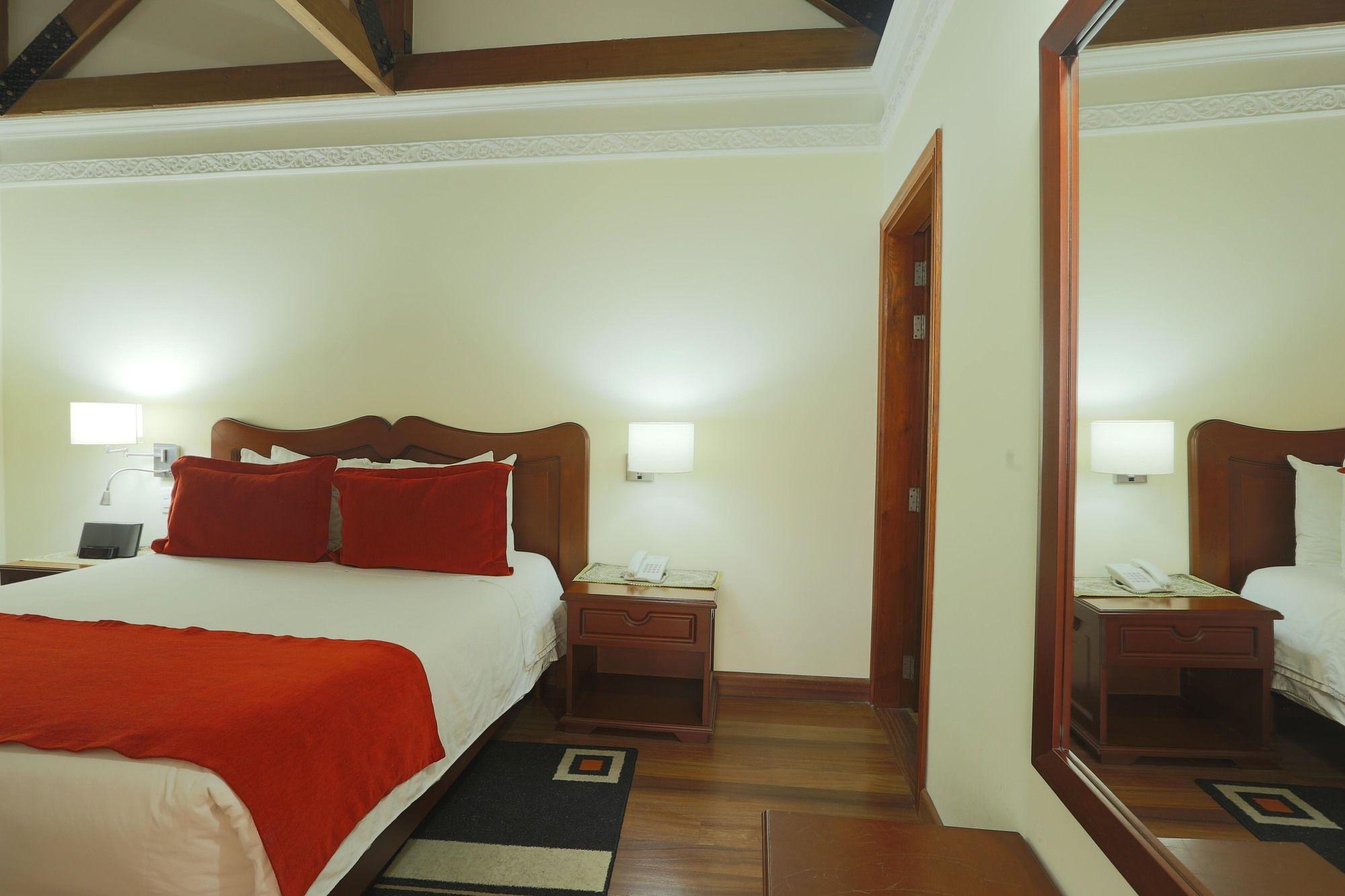 Deluxe, Single, Double Bed