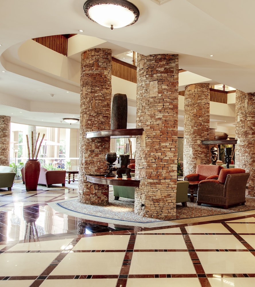 Kampala Serena Hotel 8/60