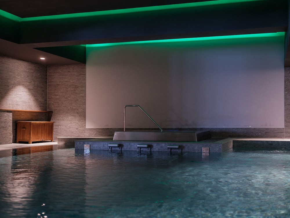 National Zermatt Hotel 24/50