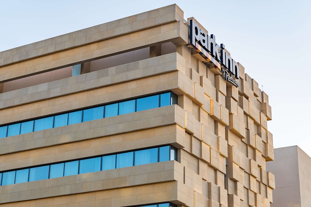 بارك إن باي راديسون الرياض(Park Inn By Radisson Riyadh) 62/66