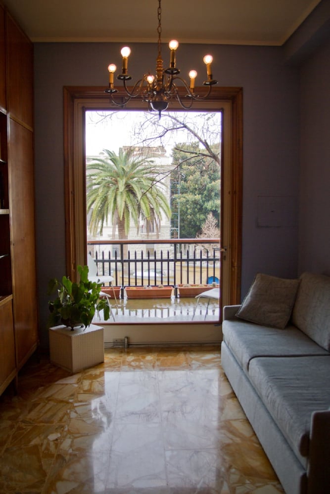 Locanda Dei Buoni E Cattivi 38/50
