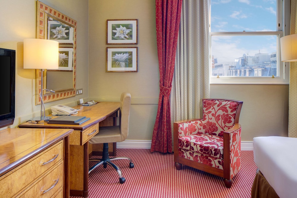 Hilton London Paddington 57/84