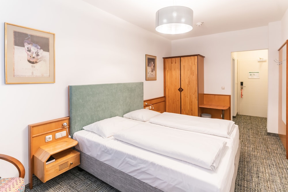 Altstadthotel Grauer Wolf 7/29