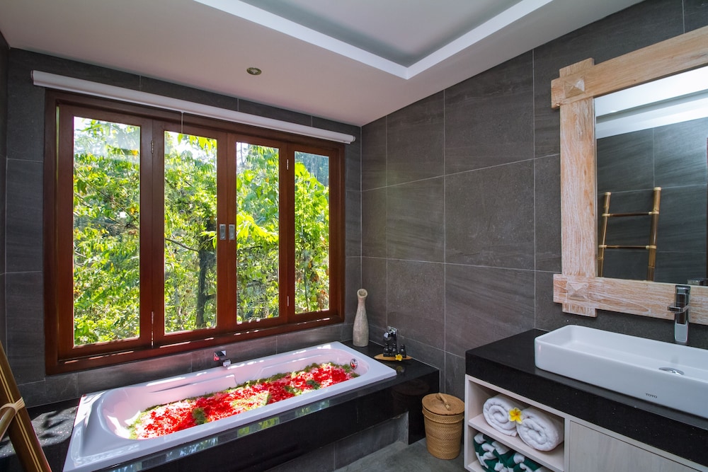 Ubud Hills Villas and Resort 44/46