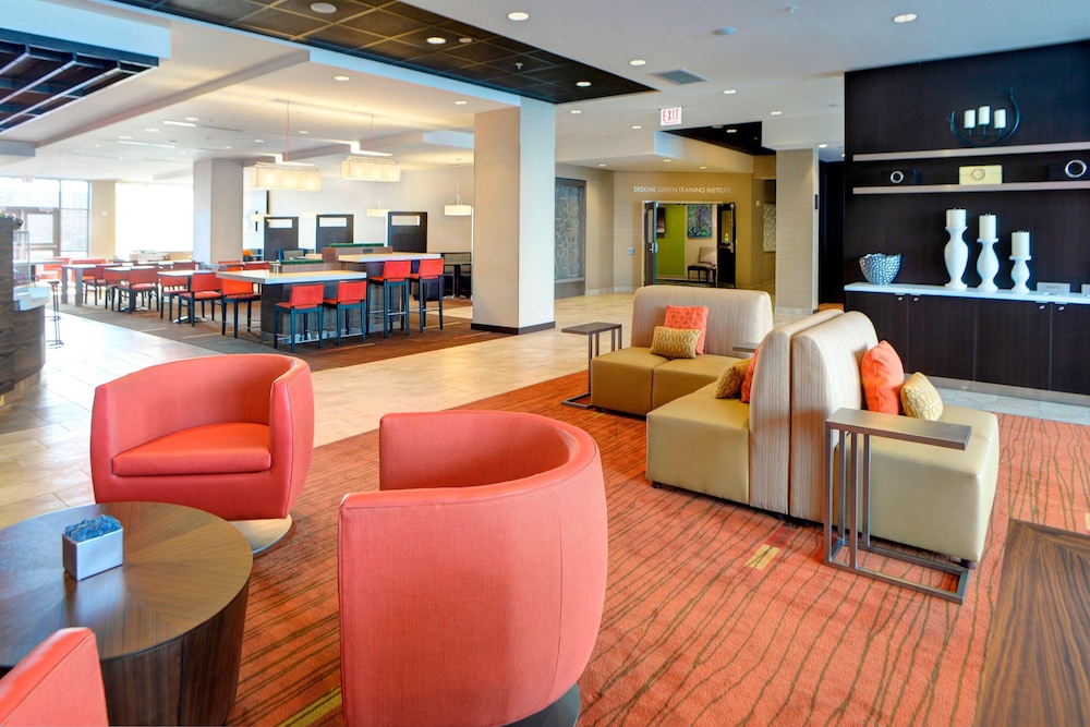 Courtyard Muncie at Horizon Convention Center 40/55