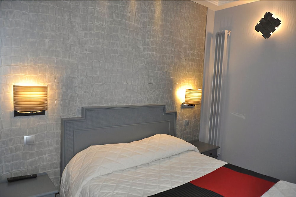 Logis Hotel Restaurant Le Fruitier 19/35