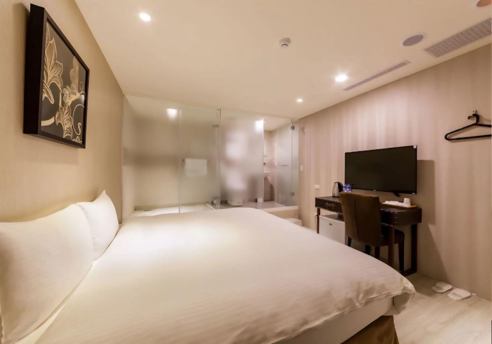 غرفة بسرير مزدوج بإطلالة، Xinshe Hotel - Chungli 2/3